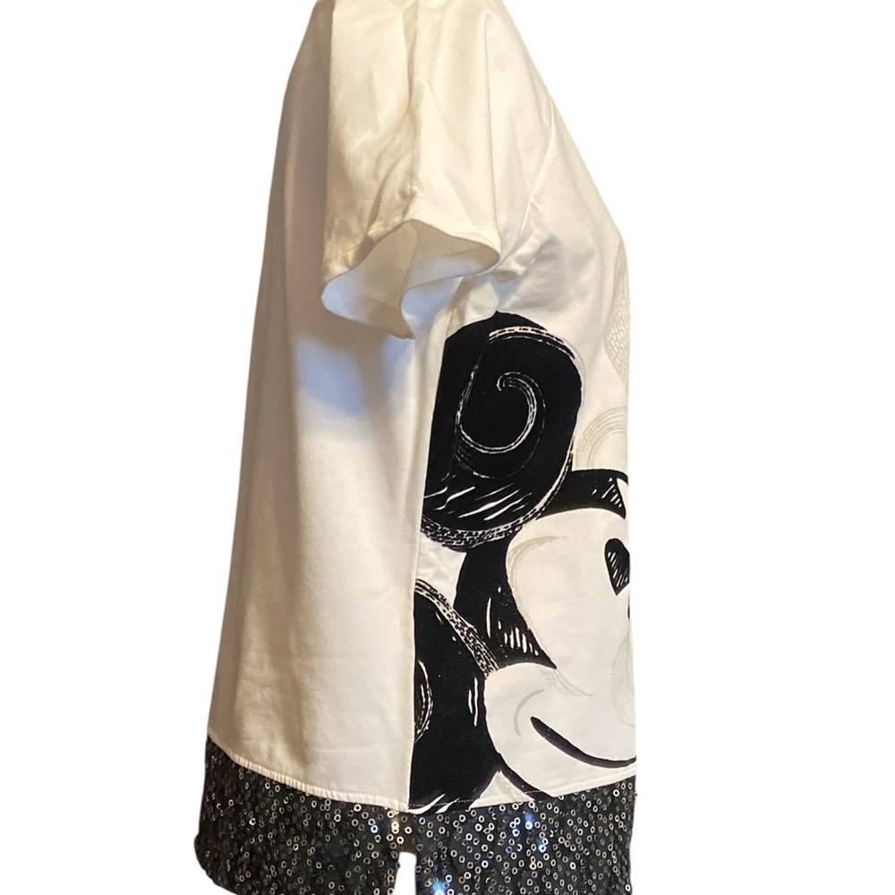 Disney Black and White Mickey Mouse Women's Short Sleeve Tee
BIN 24 - Picture 3 of 8